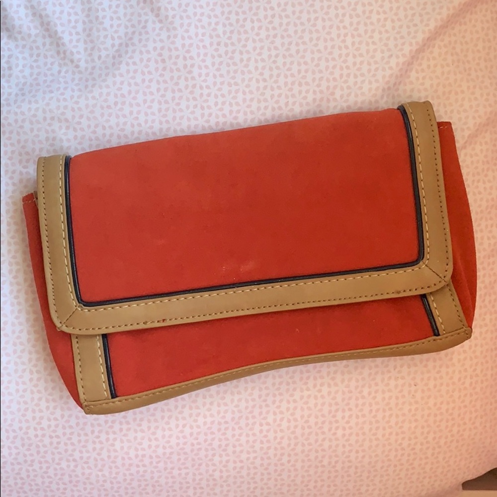 (LOFT) suede two toned clutch